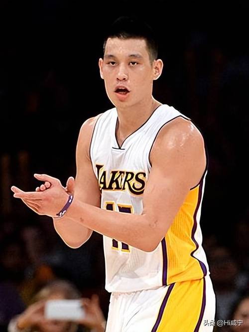 揭秘林书豪篮球生涯：NBA、CBA、P+联赛的总冠军梦