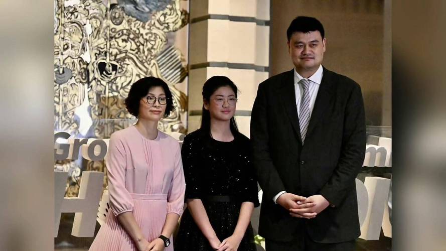 姚明女儿身高有多高？最新消息：14岁已超过1米9！