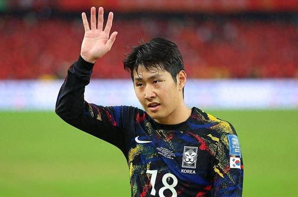 数据对比:李康仁VS久保建英,谁是亚洲球王?