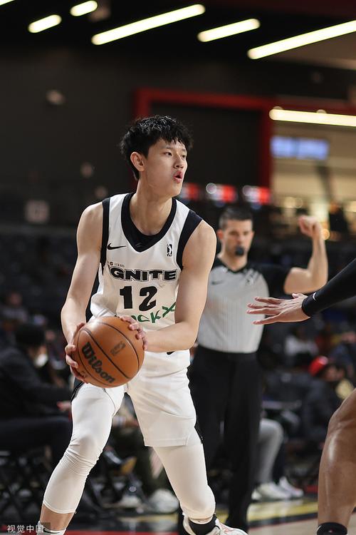 曾凡博冲击NBA失败了吗？他现在的发展情况如何？