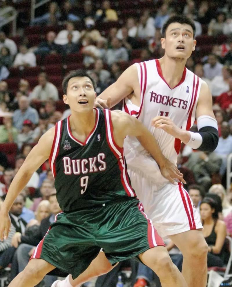 易建联和姚明谁成就更高？深度比较与分析