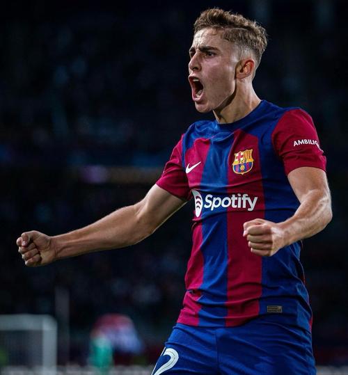 前马竞后卫费利佩现在在哪踢球？详细转会信息揭秘！