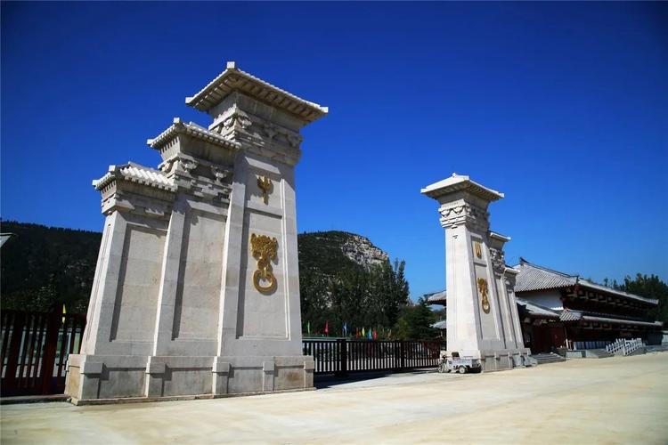 想去满城汉墓?门票价格及游览攻略都在这里!