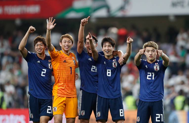 日本队VS卡塔尔队：谁是亚洲足球的王者？实力对比深度分析