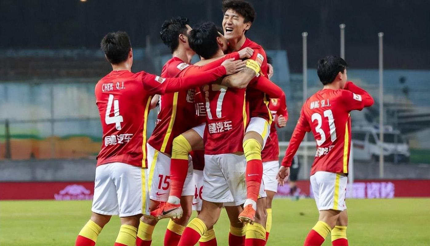 恒大VS国安：究竟谁才是中超霸主？