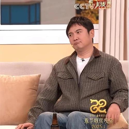 香港足球不行的原因是什么？球迷心声大揭秘
