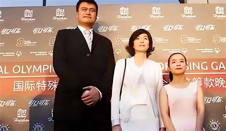 揭秘叶莉拒绝姚明的真相：爱情与梦想的博弈