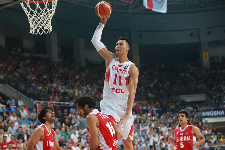 易建联NBA征战经历：效力过哪些球队？