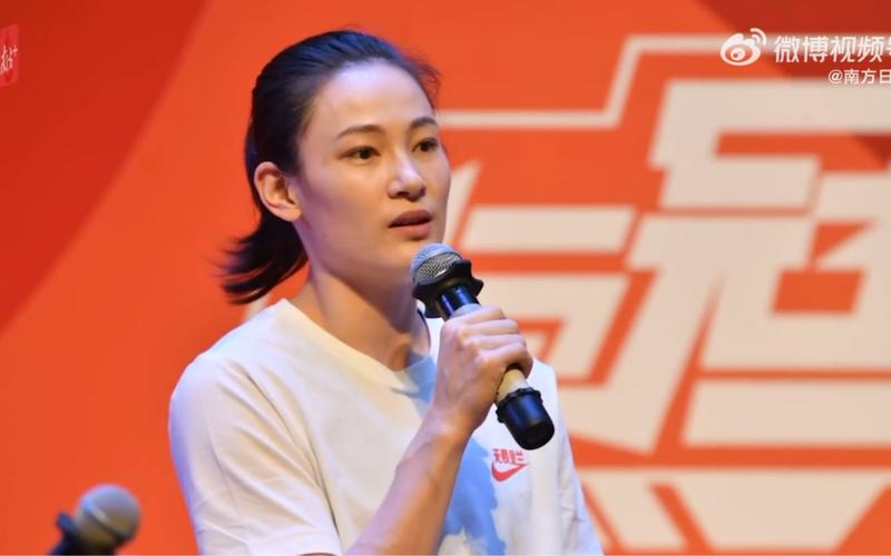 她是中国女篮队长！杨力维的精彩瞬间和励志故事