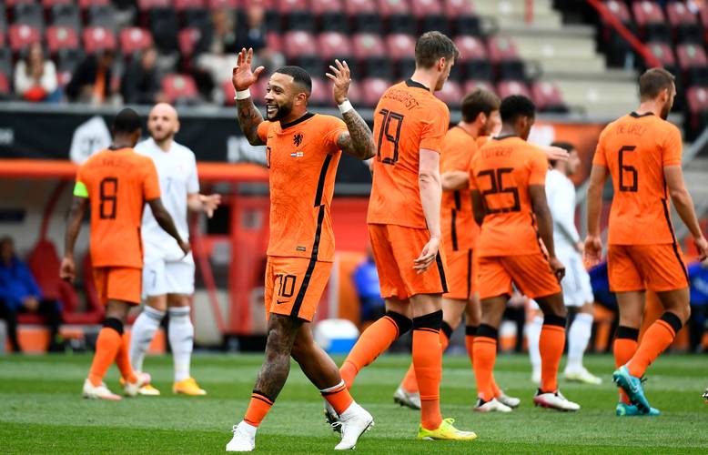 欧洲杯焦点战:荷兰和捷克谁更胜一筹?