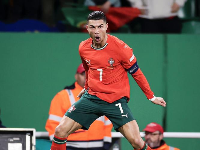 官方改判:C罗进球被取消,这究竟是怎么回事?