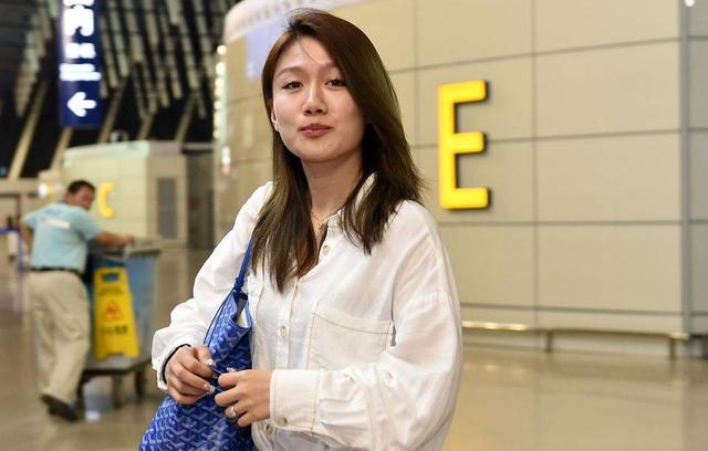 武磊老婆做什么工作？家庭幸福的背后故事