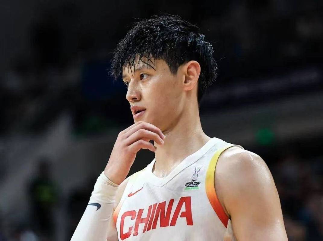 曾凡博冲击NBA失败了吗？他现在的发展情况如何？