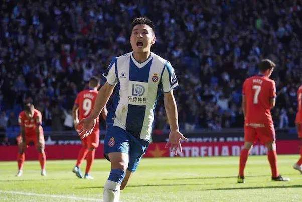 武磊为什么不去英超踢球？背后隐藏着什么原因？