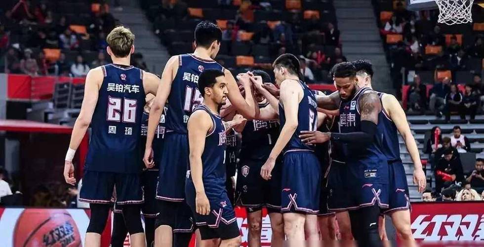 前NBA球员乔丹贝尔最终去了哪？CBA广东宏远签下他！