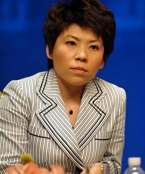 谣言粉碎机：邓亚萍国籍事件真相大揭秘