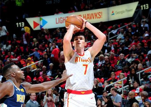 伊利亚索瓦在NBA是什么水平？他的职业生涯表现如何？