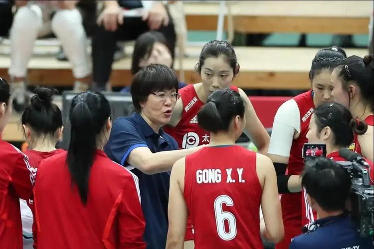 曾春蕾落选国家队内幕：郎平战术的改变？