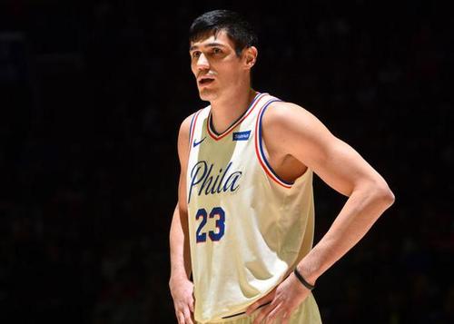 伊利亚索瓦是哪国人?揭秘NBA球星的国籍之谜