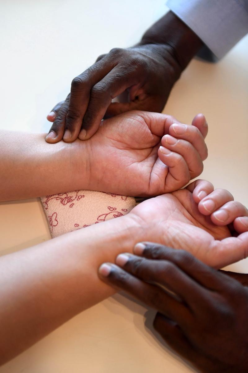 迪亚拉是中国人吗？这位非洲中医博士的故事令人动容