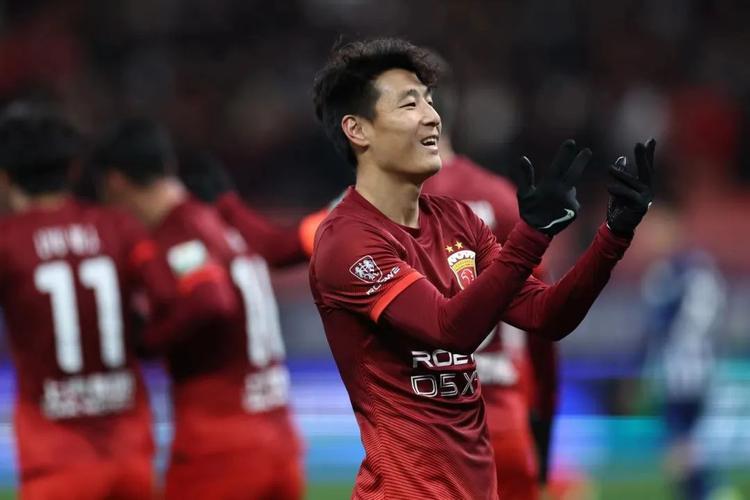 武磊为什么离开西甲？揭秘他回国加盟上海海港的真相！