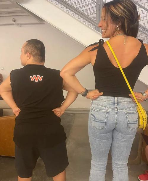 WWE巨星冈萨雷斯究竟有多高？惊人身高揭秘！
