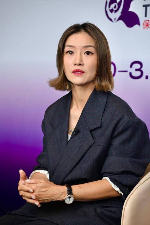 李娜单飞的真正原因：是无奈之举还是勇敢尝试？