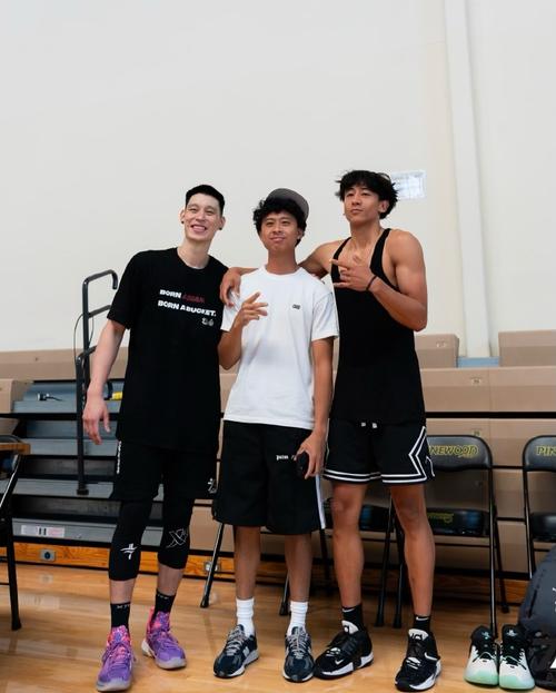 林书豪在哪支球队?回顾林书豪的篮球生涯和球队历程