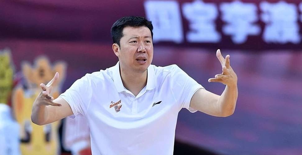 48岁王治郅近况如何?他如今都在忙些什么?