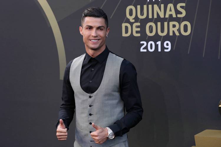 C罗是哪个球队的球员?带你了解C罗的球队生涯