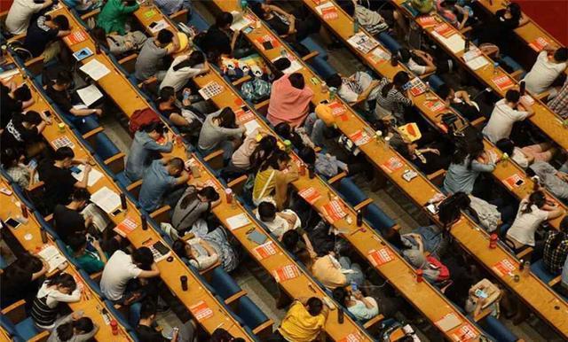 天下足球停播了吗?真相竟然是…看完你沉默了