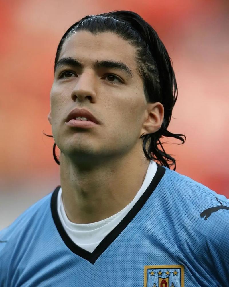 苏亚雷斯转会到哪里了?一文了解他的最新动向!