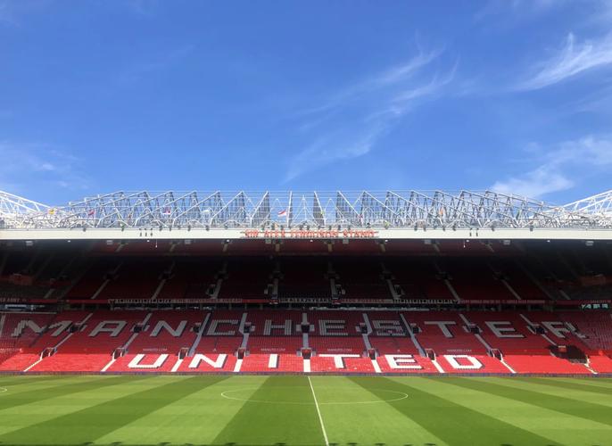 你知道曼联的主场叫什么吗?揭秘老特拉福德