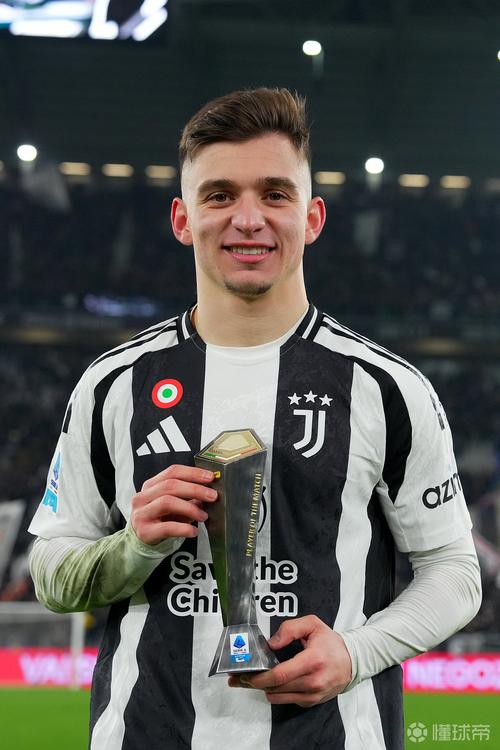 孔卡现在踢球吗？他职业生涯的终点站是哪里？