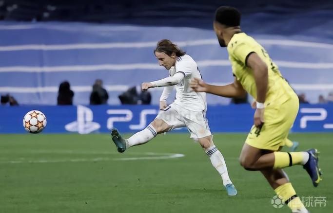 莫德里奇踢什么位置？从皇马到国家队全面解读