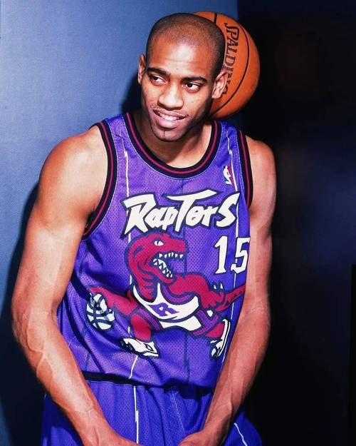 文斯·卡特退役了吗？看看这位传奇巨星的NBA生涯
