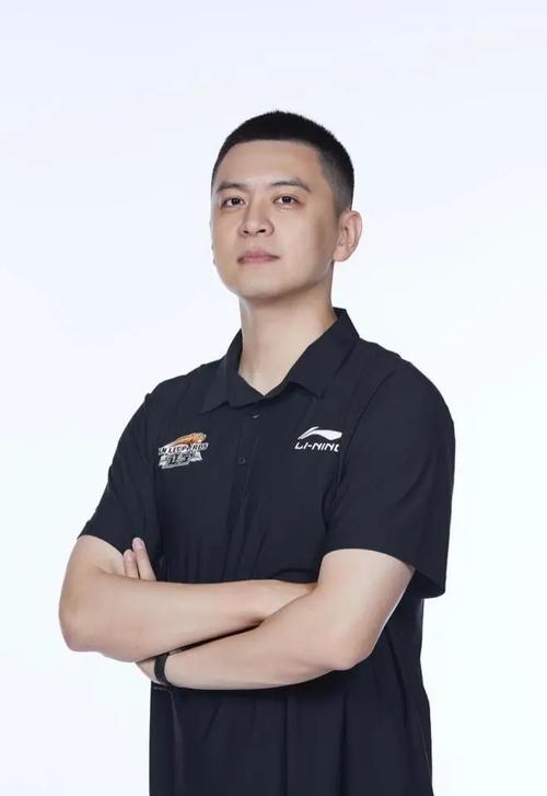 辽宁男篮新赛季主教练是谁？带你了解最新阵容！
