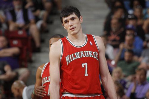 伊利亚索瓦在NBA是什么水平？他的职业生涯表现如何？