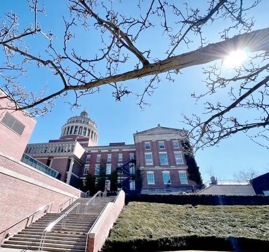 去罗切斯特大学留学怎么样?校园生活及地理位置详解