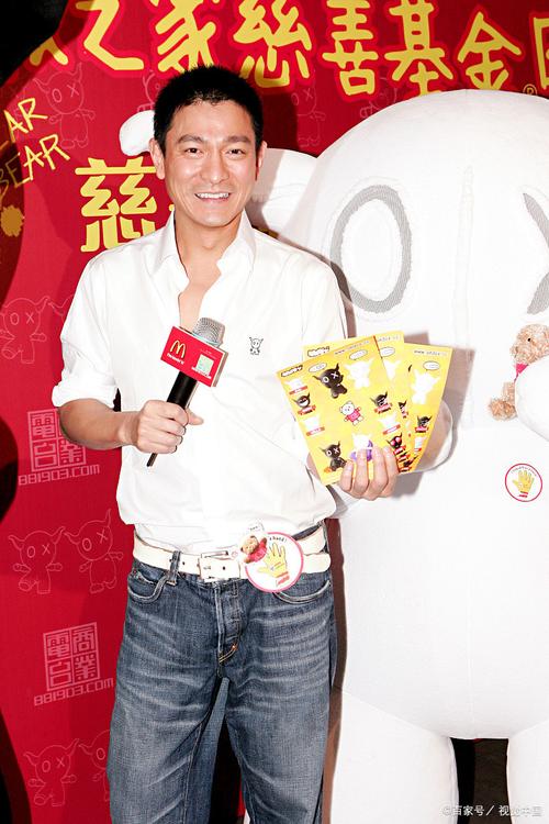 C罗和刘德华谁更有钱？看看他们的收入和资产你就知道了
