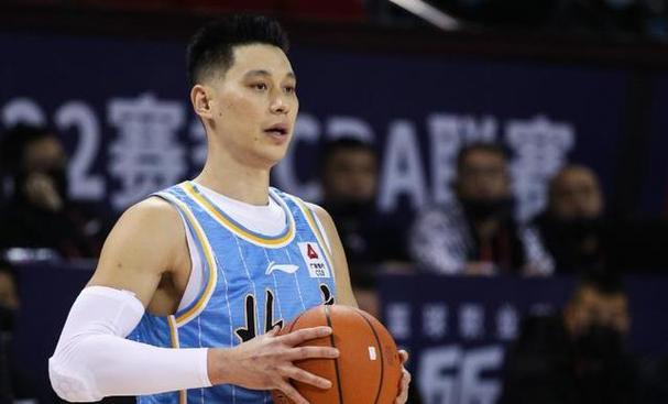 林书豪是什么运动员？他是NBA球星还是CBA球员？