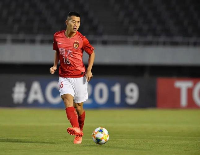 中国足球明星都有谁?带你了解中国足球的辉煌与未来