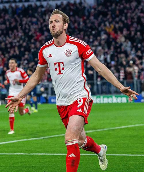 凯恩与萨拉赫巅峰对决：谁更胜一筹？