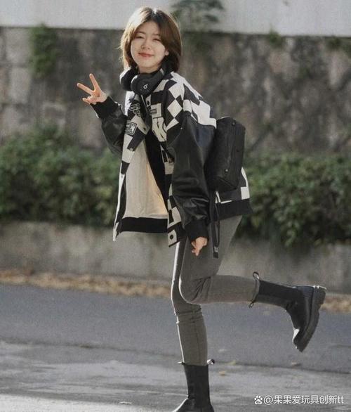 切尔西靴搭配什么裤子最好看？时尚达人推荐