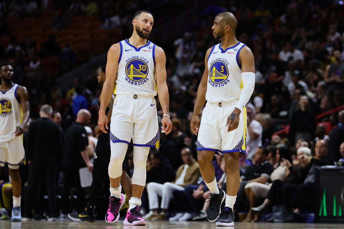 揭秘:库里晃倒保罗的那场比赛!