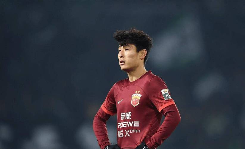 武磊为什么离开西甲？揭秘他回国加盟上海海港的真相！