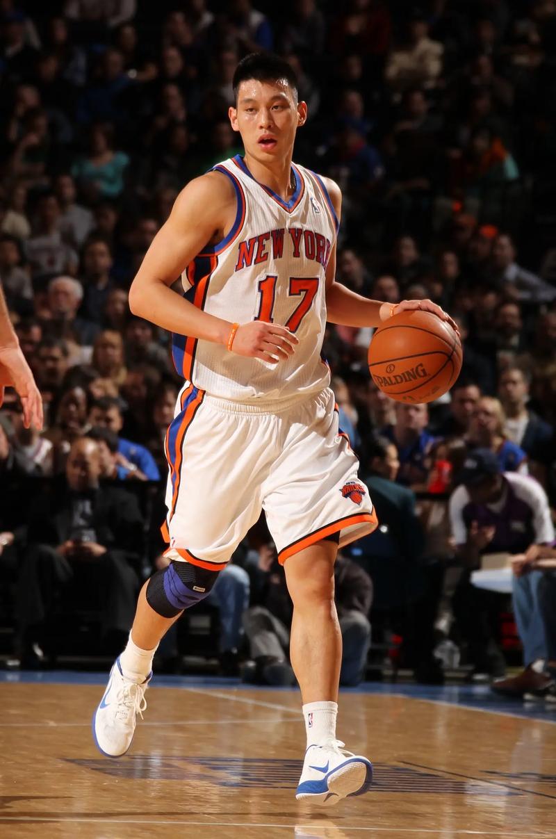 林书豪效力于哪支NBA球队？详细解读其职业生涯