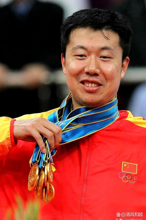 48岁王治郅近况如何?他如今都在忙些什么?