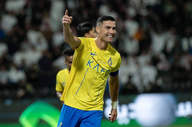 你知道C罗以前在哪个球队吗？深度解析C罗的俱乐部生涯