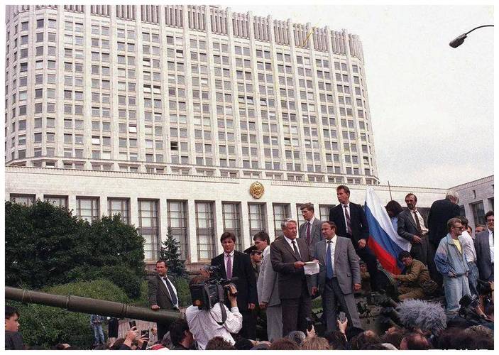 令人唏嘘的1991年：苏联解体是在哪一年？